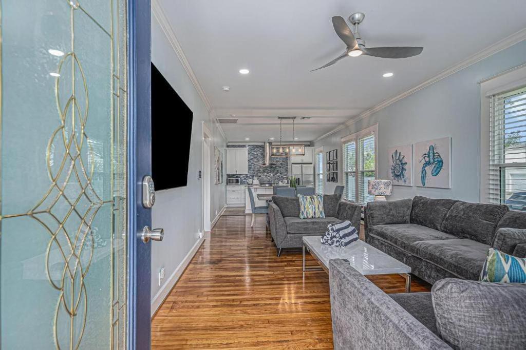 Luxury Designer Villa By The Beach Bright Beautiful Brand New Galveston Buitenkant foto