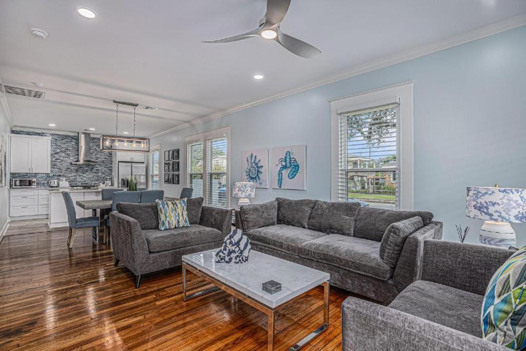 Luxury Designer Villa By The Beach Bright Beautiful Brand New Galveston Buitenkant foto